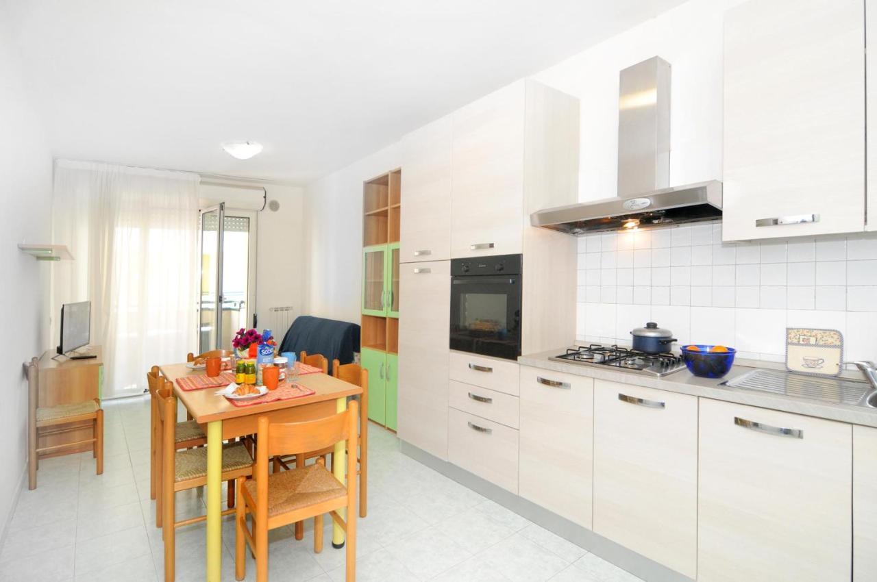Apartament Cristoforo Colombo Caorle Zewnętrze zdjęcie